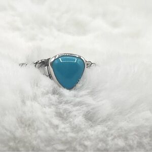 Sterling Silver Ring with Turquoise Blue Stone NWOT size 9